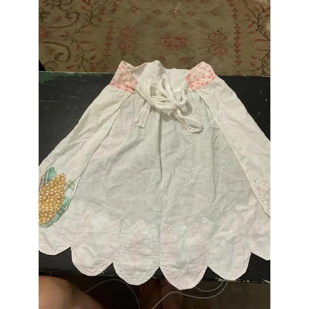 Vintage White Cotton  Patchwork Apron with Multicolor Patchwork Detail
